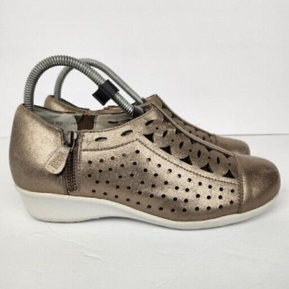 Drew Metro Casual Shoes Slip On Metallic Champagne Gold Leather Womens 6.5W Wide - Picture 3 of 8